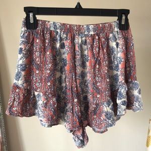 LUSH | Ruffle Shorts